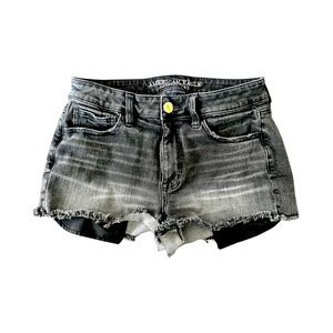 American Eagle 360° Super Stretch black jean shorts